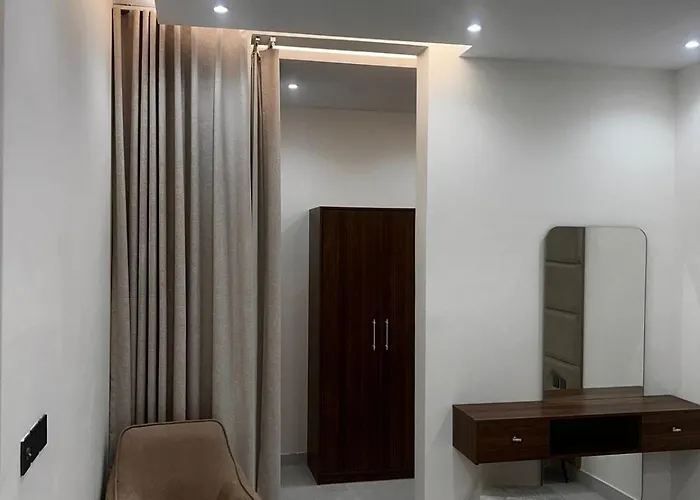 عمارة فارس نجد بالنرجس